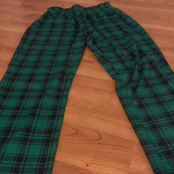 *lightly worn* pj pants with stretchy waist - Picture 4 of 4